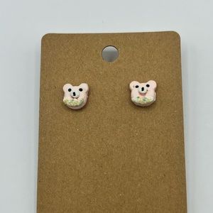 Baby pink donut bear stud earrings